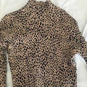 Leopard Brandy Melville Turtleneck Rare